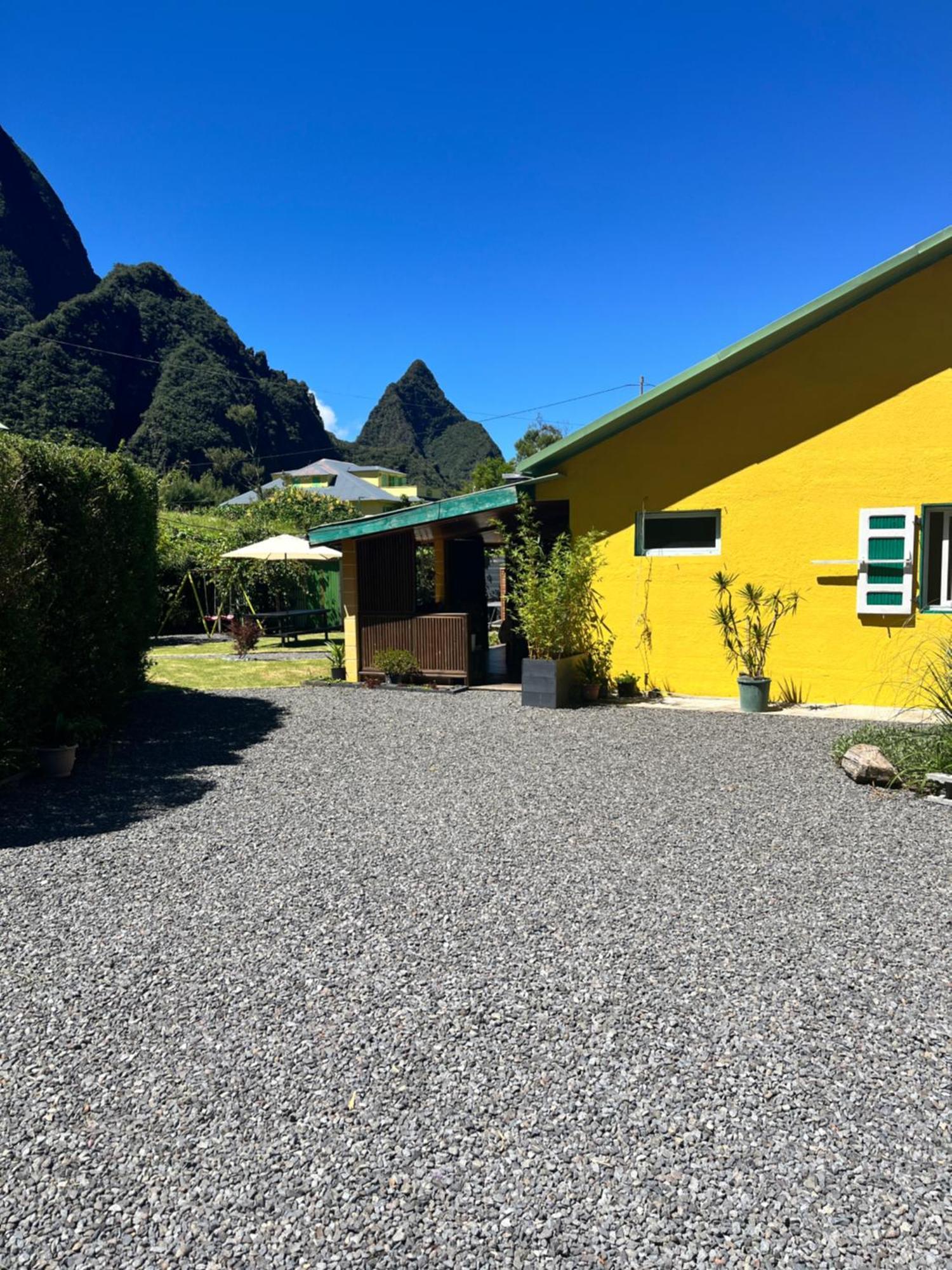 Au Pied Des Sources Vila Cilaos Exterior foto